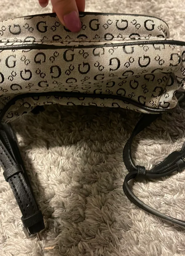 Guess gray/black Mini Backpack - Image 8