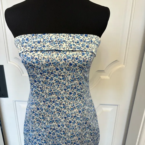 Altar’d State Floral Blue Strapless Dress Notch Slit Mini NWOT - Image 3