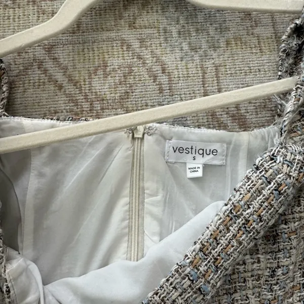 Vestique Tweed Puff Sleeve Dress - Image 2