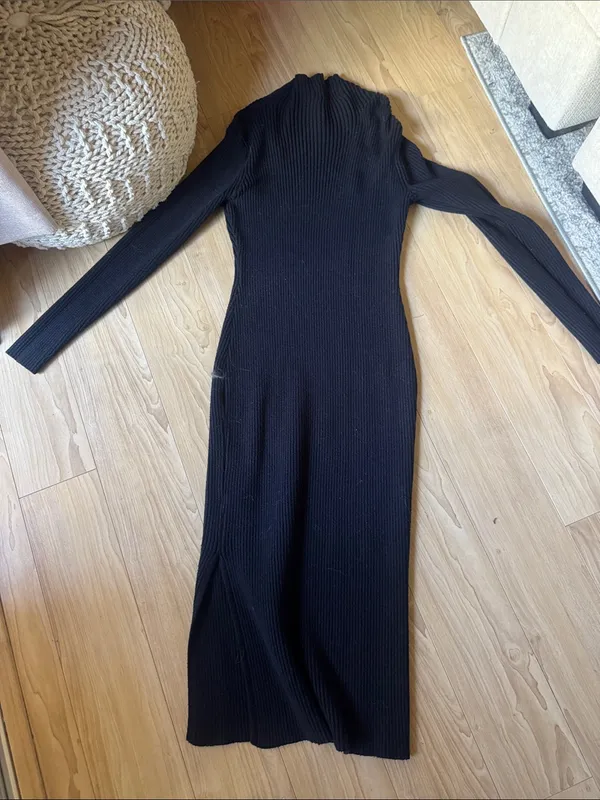 Vici Black Ribbed Long-Sleeve Midi Dress - Image 3