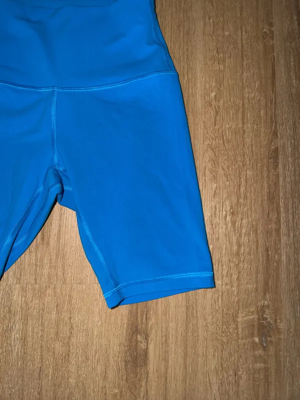 Lululemon Biker Shorts 8" - Image 2