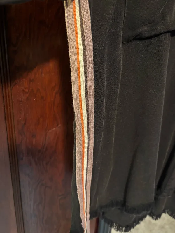 Hem & Thread Detailed Button Up - Image 3