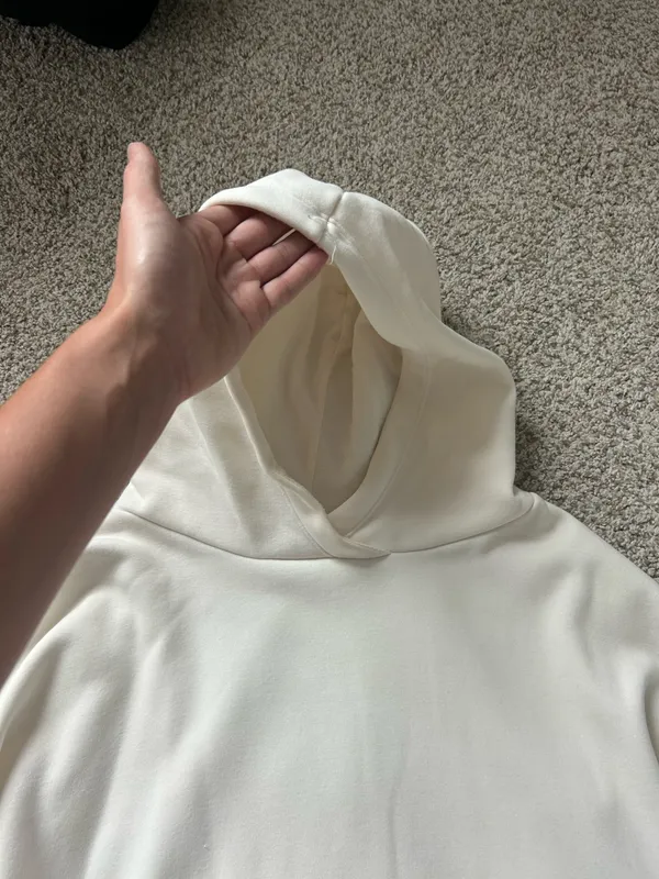 Fabletics Sweatshirt - Image 3