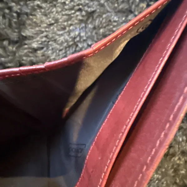 red Coach leather bifold wallet. - Image 10