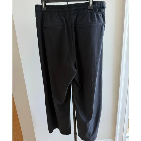 Athleta Avenue Wide Leg Crop Pant Size 14 Black - Image 6