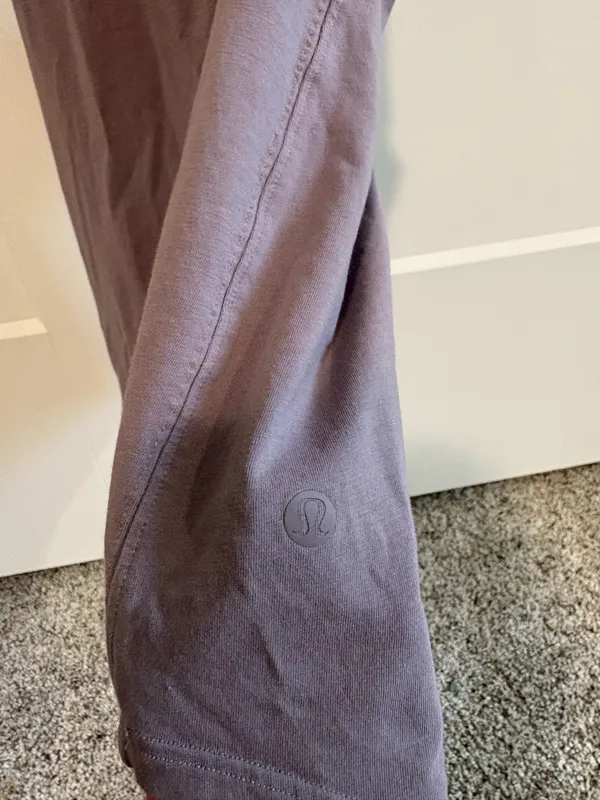 Purple Lululemon Tank Top Size 4 small stain on back - Image 4