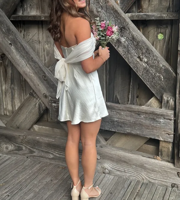 Princess Polly Homecoming dress - Image 3