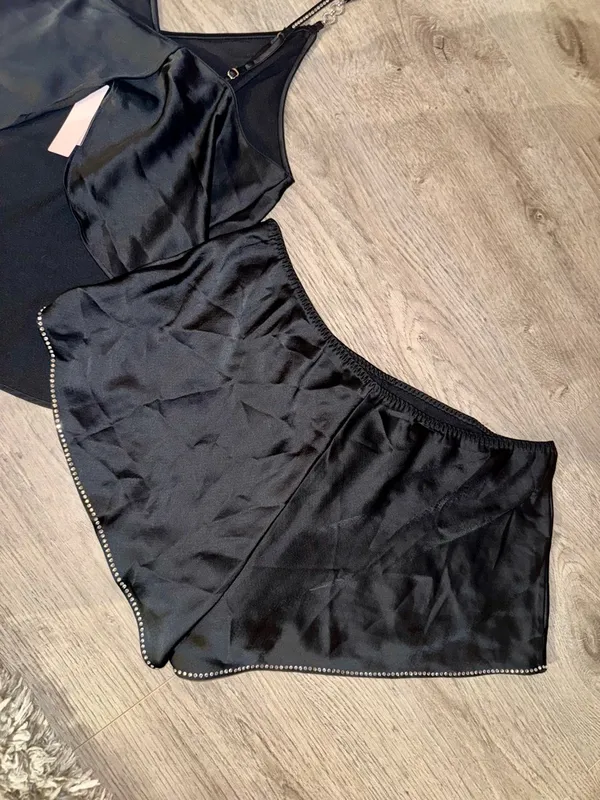 Victoria's Secret black satin cami and shorts pajama set with rhinestones NEW - Image 8