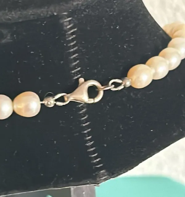 7 - 8mm White Freshwater Pearl High Luster Strand, Bracelet, Earrings Set - Image 5
