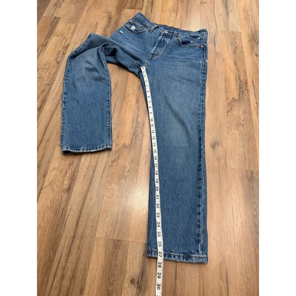 Levi's 501 Original Women's 26x28 Medium Wash Button Fly Distressed Jeans - Image 10