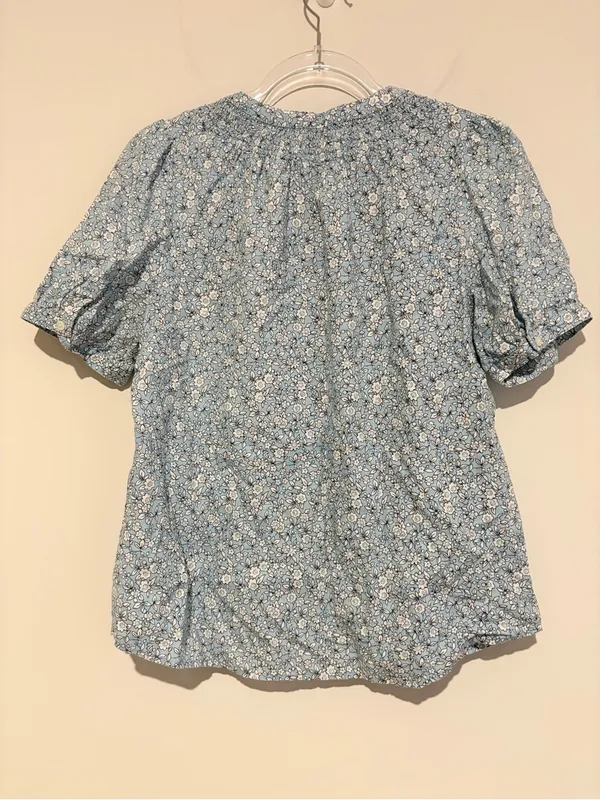 J. Crew Floral linen Short Sleeve Button-Up Blouse Blue size small - Image 3