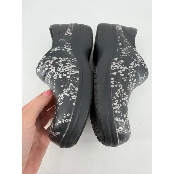 Crocs Neria Clogs Womens Size 7 Black Floral Slip Resistant Work Shoes‎ Comfort - Image 7