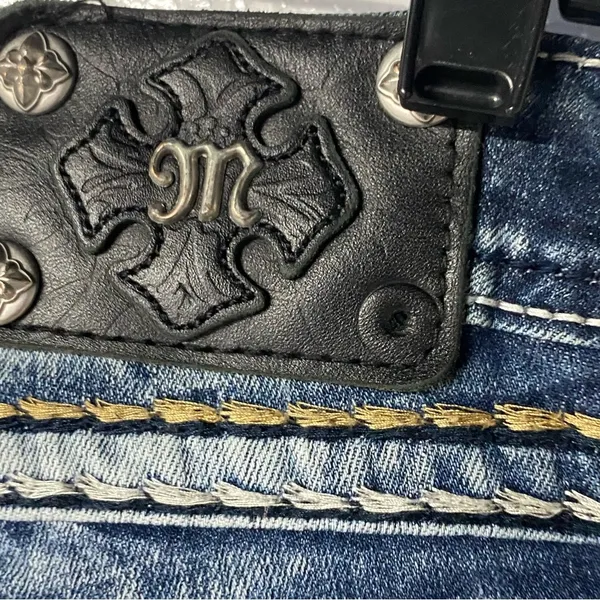 Miss Me Jeans Women Size 29W Low Rise Faded Signature Boot Cut Denim JS50108124 - Image 7