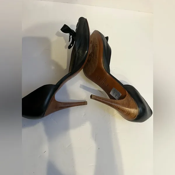 Vero Cuoio Black Peep Toe Heels with Bow Detail - Image 2