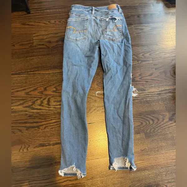American Eagle Super High Rise Jegging size 6 - Image 4