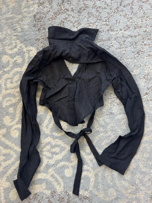 Commense Cropped Long Sleeve Open Back Tie Top Black Small - Image 3