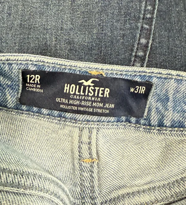 Hollister Jeans - Image 2