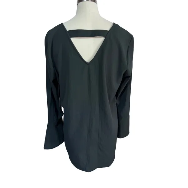 Ruff Hewn Grey Embroidered Floral Boho Blouse‎ Bell Sleeve Women's M New - Image 6