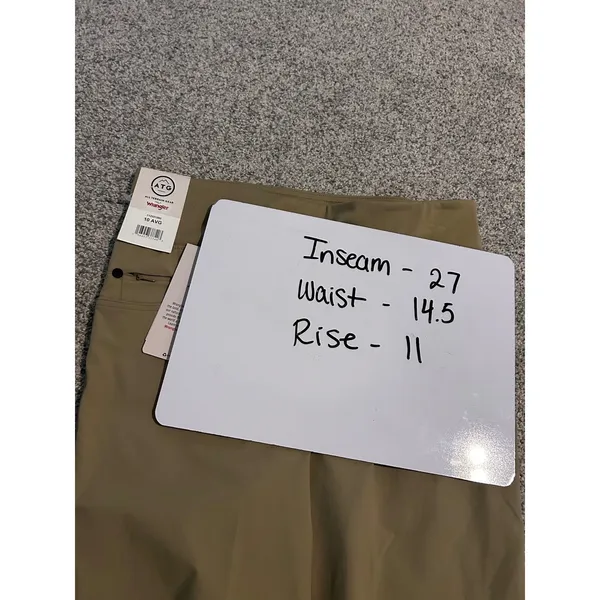 Wrangler ATG Womens 10 AVG Beige FWDS Pull On Kick‎ Flare Pants - Image 4