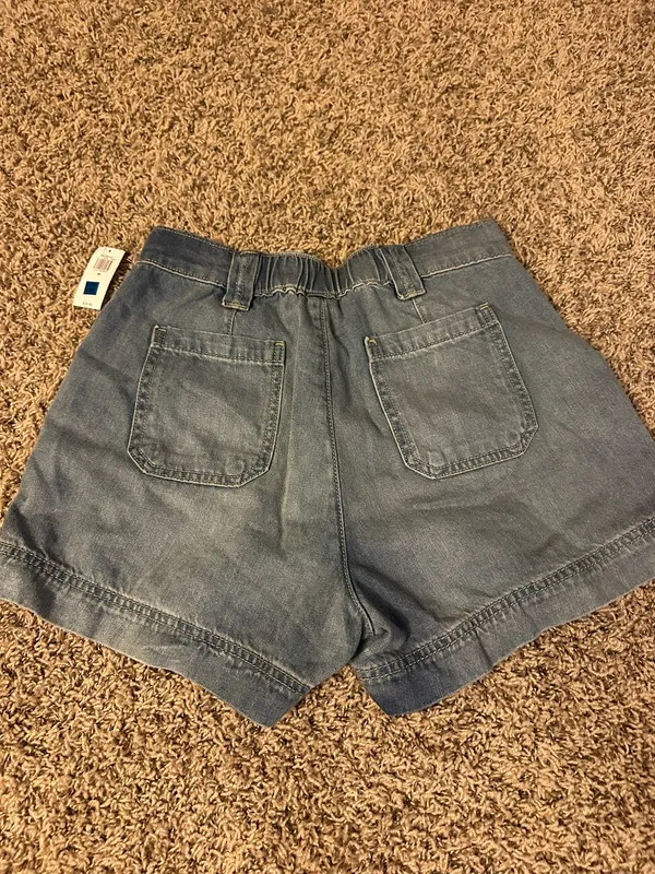 Old Navy Jean Shorts - Image 3
