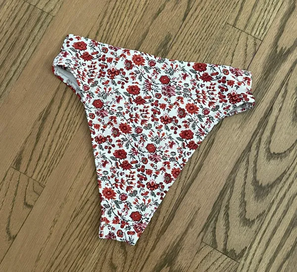 Abercrombie Floral Bikini Bottoms - Image 2