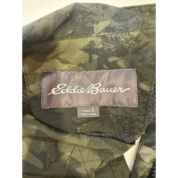 Eddie Bauer Womens Vest Small Lightweight Camo Green Camouflage Nylon Outdoor - Image 4