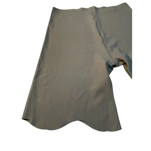 No brand Light weight cooling Shorts (7) Pr Sz M NWOT - Image 4