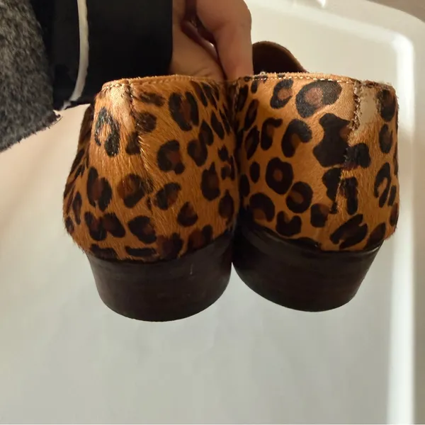 Lucky Brand Animal Print Flats Loafers Womens 7 - Image 4