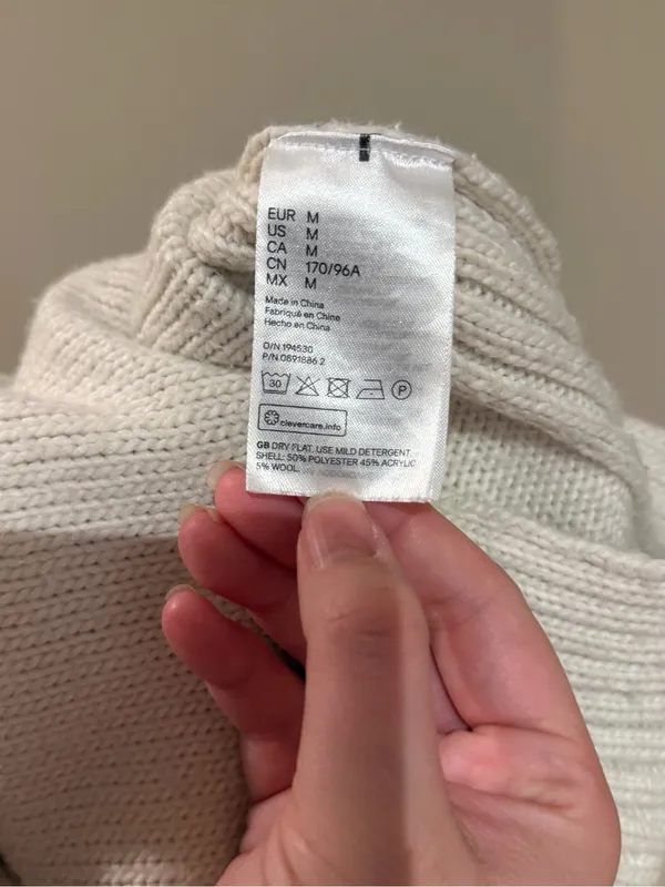 H&M Cream Knit Sweater Dress - Image 7