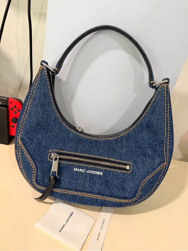Marc Jacobs Dark Blue Denim Crescent Shoulder Bag - Image 5