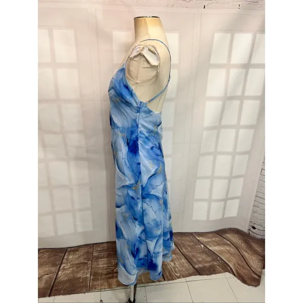 Lulu’s Bright Charm Blue Abstract Print Chiffon Slip Midi size medium - Image 10
