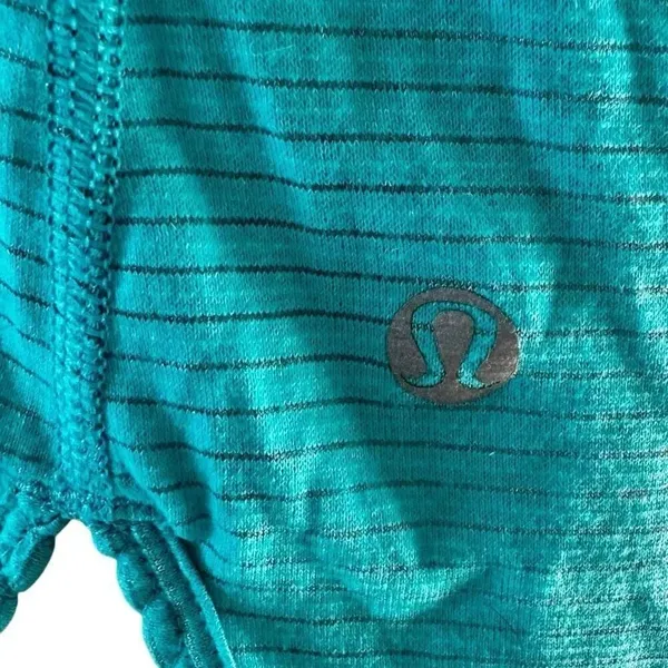 Lululemon blue tank top - Image 4