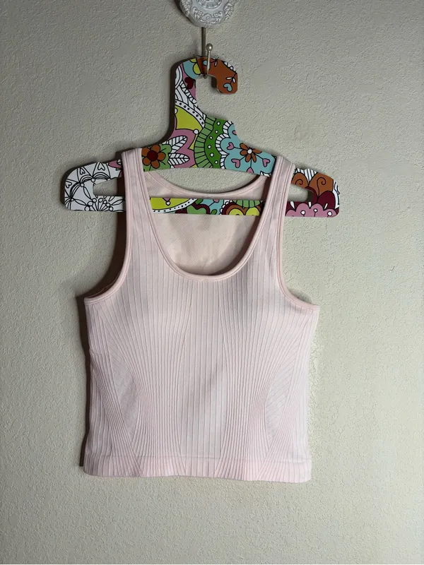 Lululemon Ebb to Street Cropped Tank Top Rib Map Strawberry Milkshake size 6 - Image 2