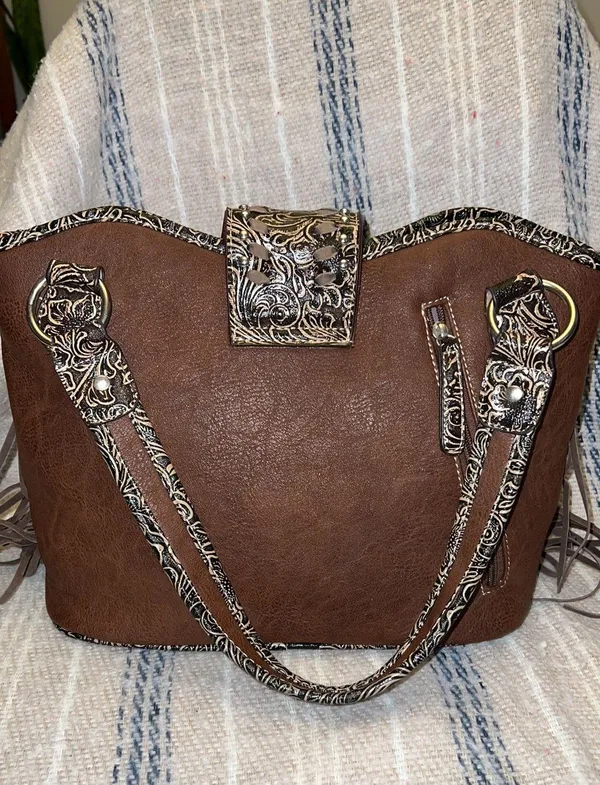 Western Shoulder Bag With Fringe Brown - Image 2