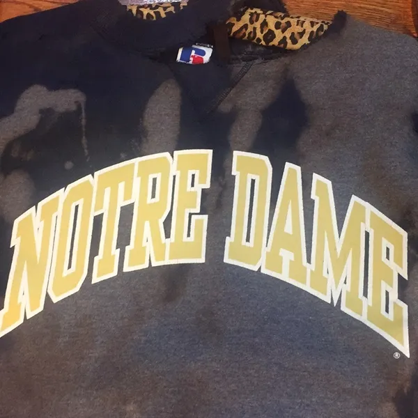 Notre Dame vintage distressed sweatshirt Sz large - Image 8