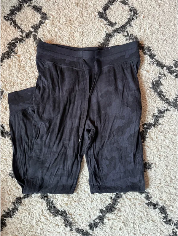 Lululemon Ready to Rulu Camo Joggers - Image 5