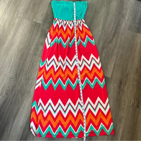 Gilli Turquoise Strapless Maxi Dress with Chevron Coral and Orange Accents Small - Image 5