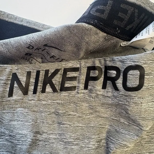 Nike Pro‎ 889573-091 Womens Small Training Tight Leggings Carbon Heather Black - Image 11