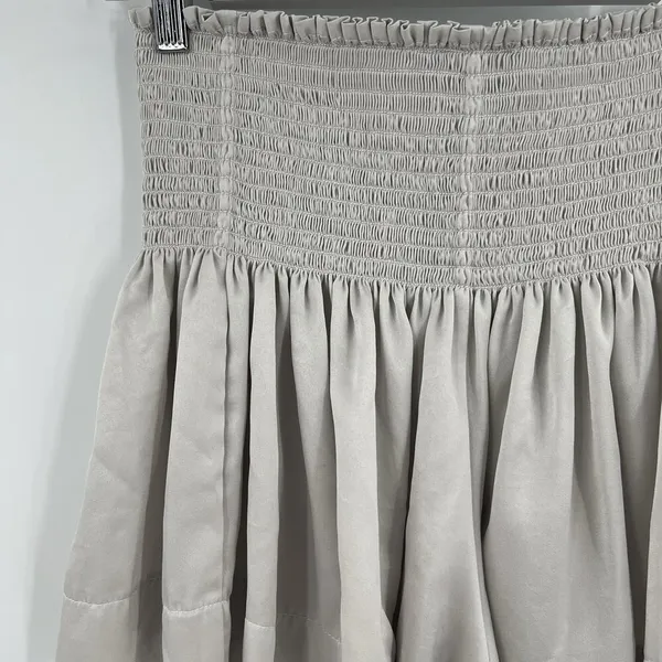 KOCH Erica Shorts Women's‎ Size Small Skirt Skort Pleated Silver Gray Pull On - Image 7
