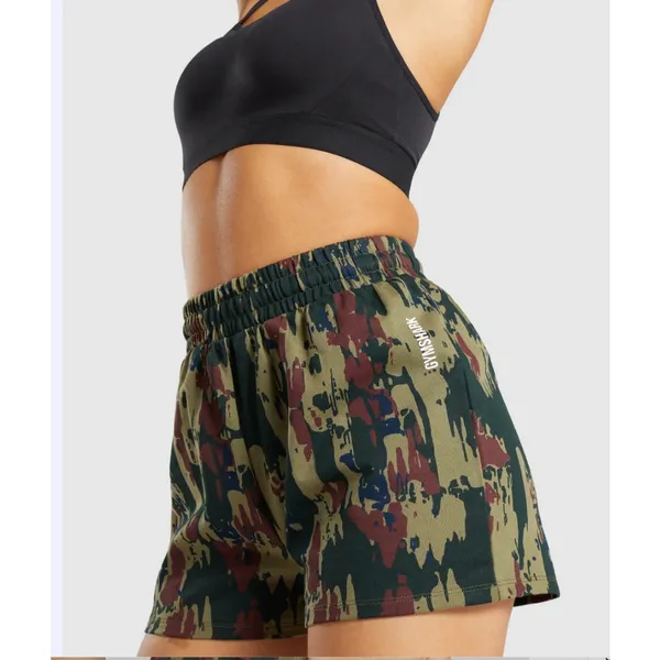 Gymshark Women's Graphic Camo Shorts - Size M - Excellent - Image 2