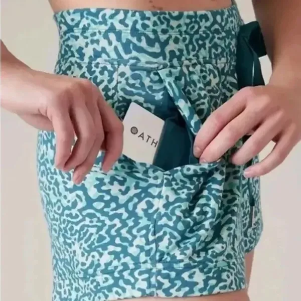Athleta Balance 4" Shortie mini SHORTS NWT - Image 3