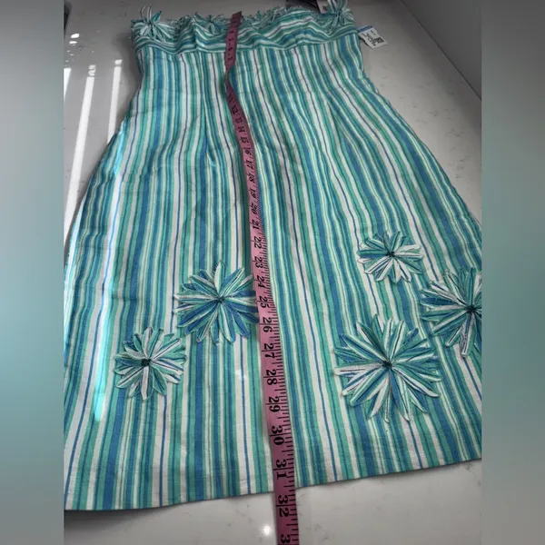 Muse Strapless Teal and White Dress with Floral Details - Image 10
