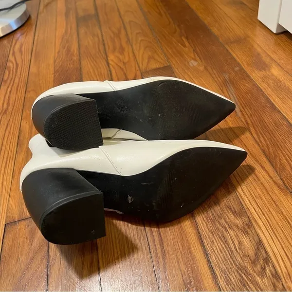 Lulu's Women's Size 9 Cecy White Pointed Toe Ankle Booties Pull On Black 3" Heel - Image 10