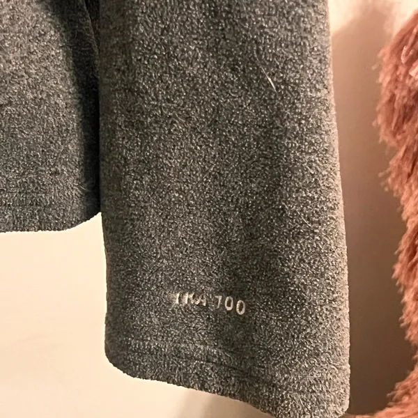 The North Face Quarter Zip Gray Pullover - Image 5