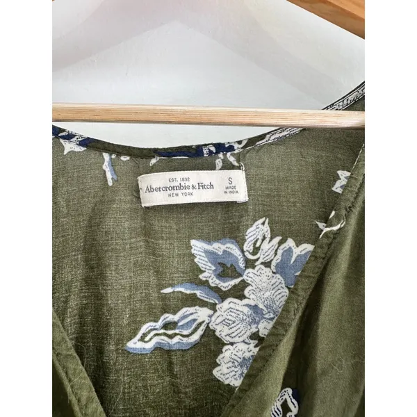 Abercrombie & Fitch Floral Bell Sleeve Romper Olive Green V-Neck Boho Small - Image 4
