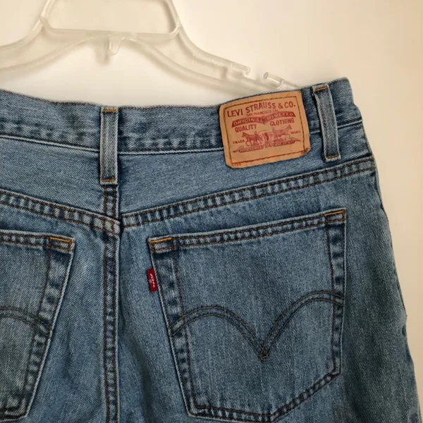 Levis Jeans Women's 14 Blue Vintage 550 Tapered Leg Relaxed Fit Casual - Image 5