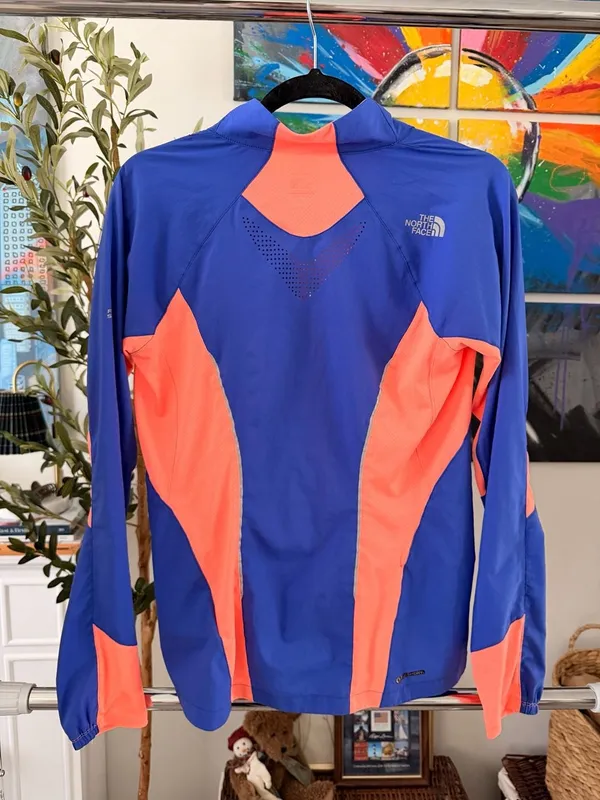 The North Face Flight Series Women's Lightweight Running Jacket Small - Image 7