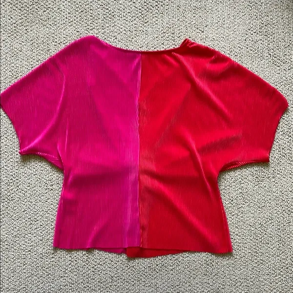 Venus Red and Pink Knotted Top - Image 6