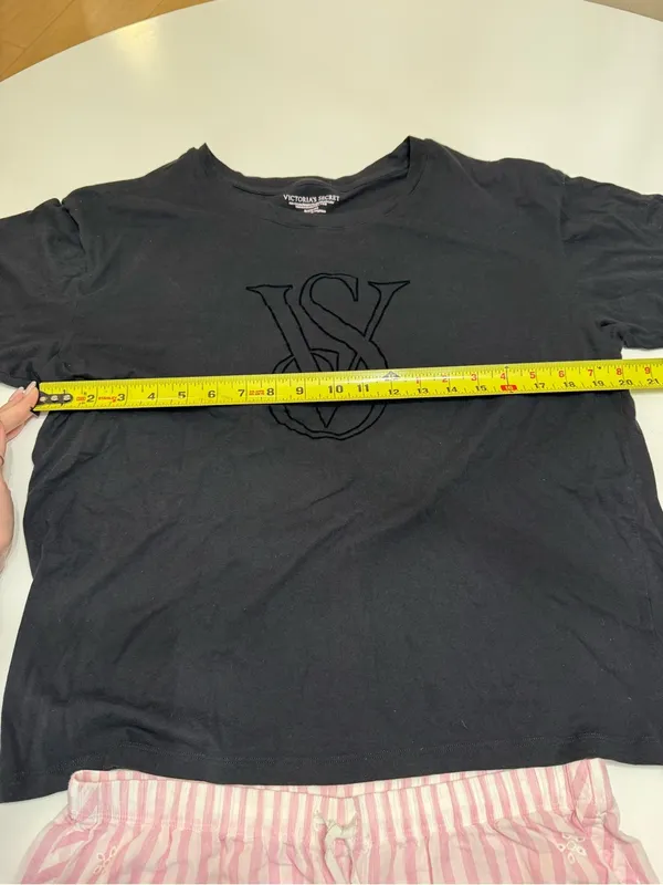 Victoria's Secret Pink & White Lounge Shorts with matching Black VS Top - Image 2