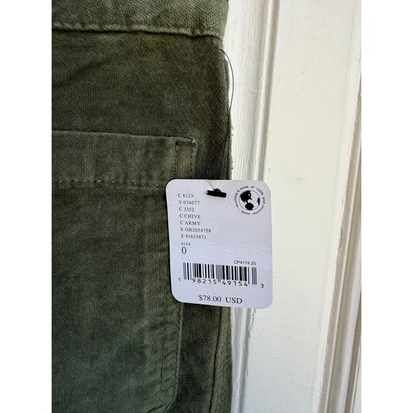 Free People Army Green Velveteen Straight Leg Patch Pocket Pants‎ Size 0 - Image 6